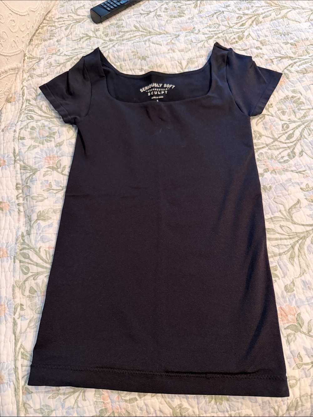 Aeropostale Black Seriously Soft Sculpt Tee